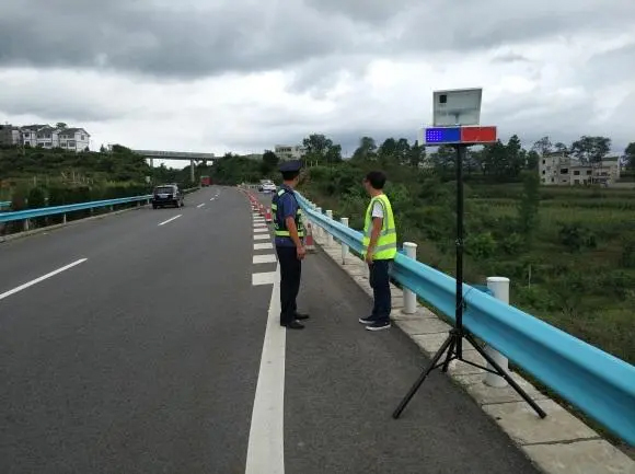 杭州高速公路钢护栏