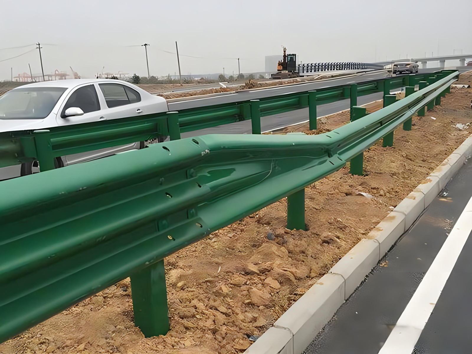 杭州高速波形护栏板日常维护方案确保道路安全新举措